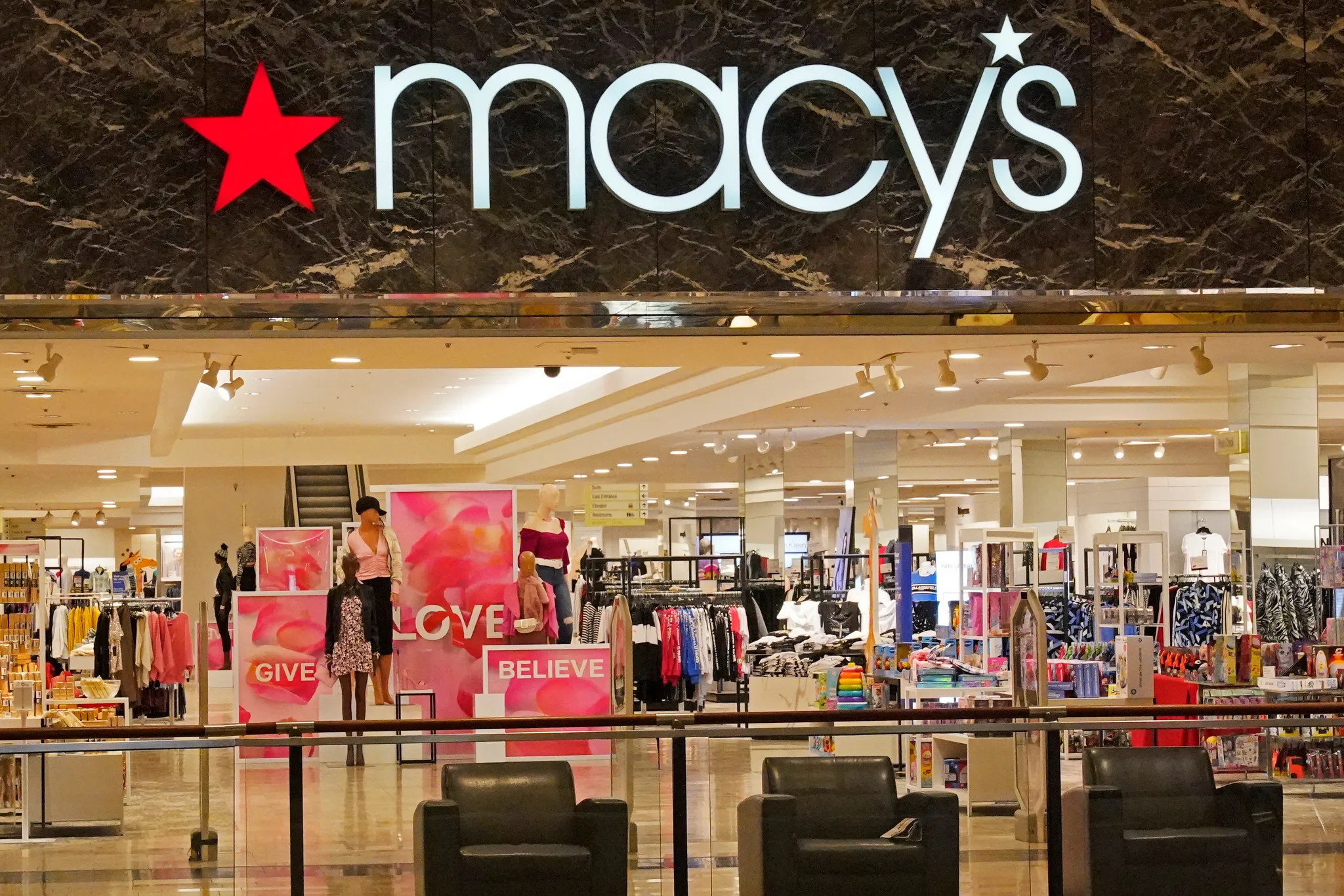 Macy's to Close 150 Stores After Sales Drop $21.3 Billion