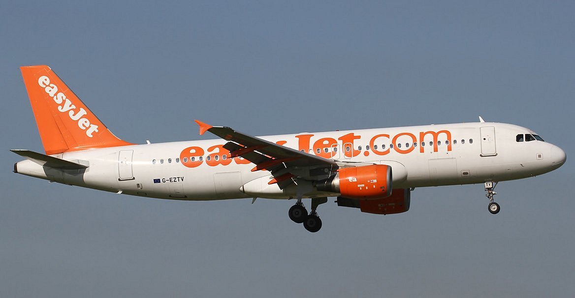 EasyJet Flight U24429 Emergency